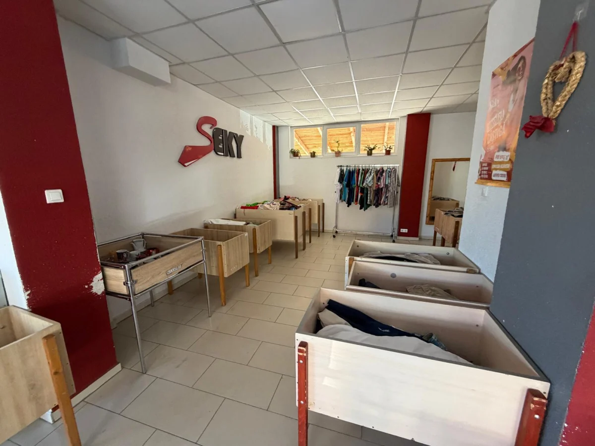 carei-magazin-haine-second-hand-seky
