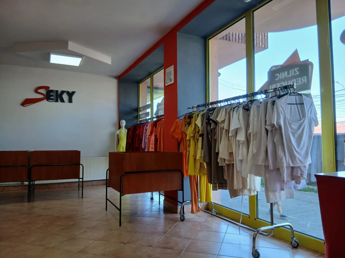 sighetu-marmatiei-haine-cu-eticheta-second-hand-seky-1
