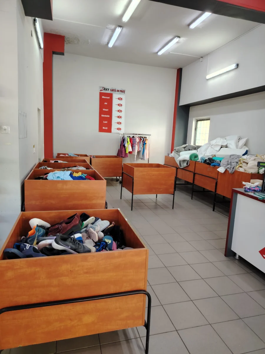 zalau-haine-cu-eticheta-second-hand-seky-1